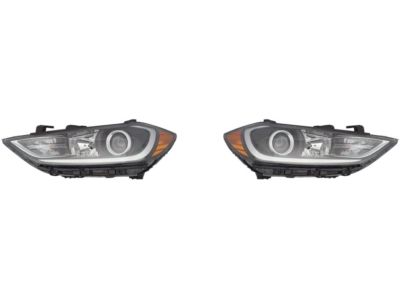 Hyundai Elantra Headlight - 92101-F2040