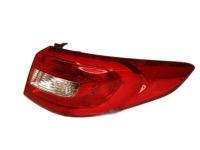 Hyundai 92402-C2000 Lamp Assembly-Rear Combination Outside,RH